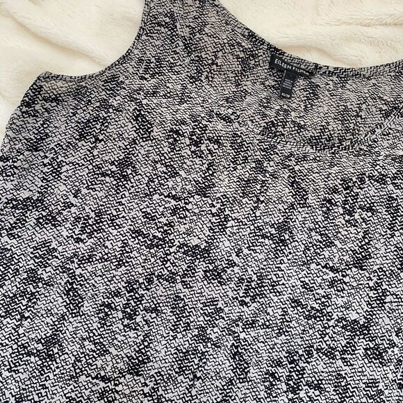 Eileen Fisher 100% silk Crepe de Chine tank top - Picture 4 of 6